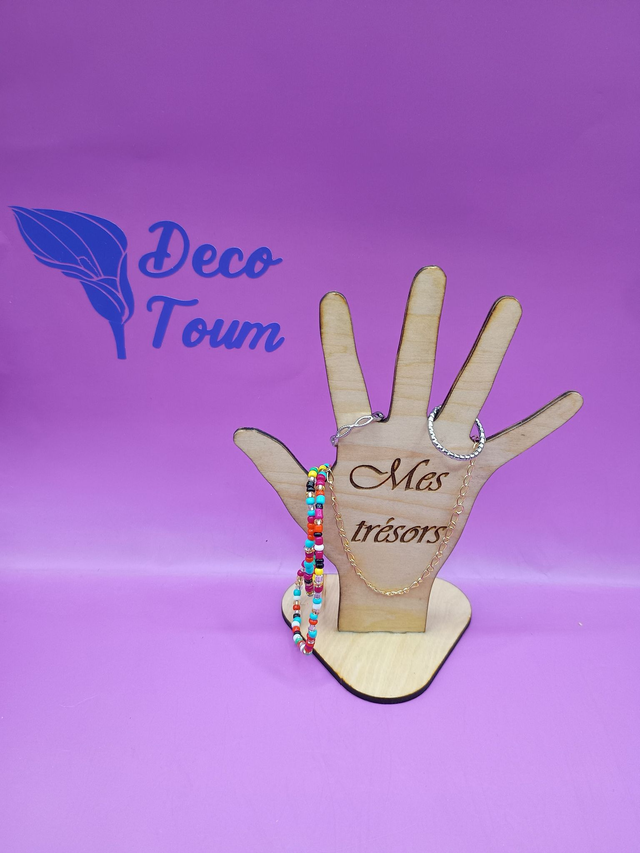 Porte bijoux en forme de main