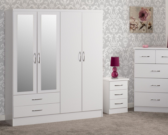 Nevada 4 Door 2 Drawer Mirrored Wardrobe