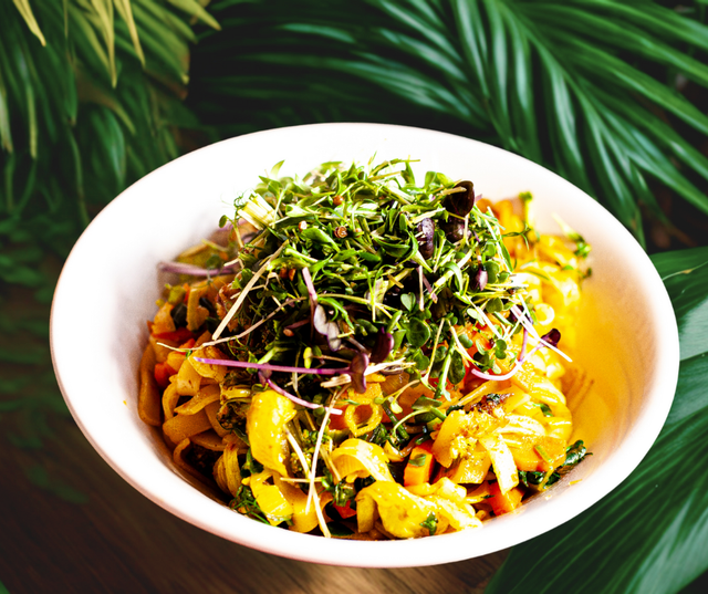 Plats - Nouilles sautées aux légumes 🍜 