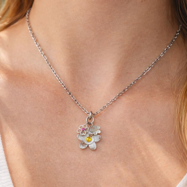 Ketting bloem zilver