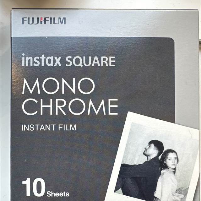 Instax Square Monochrome 