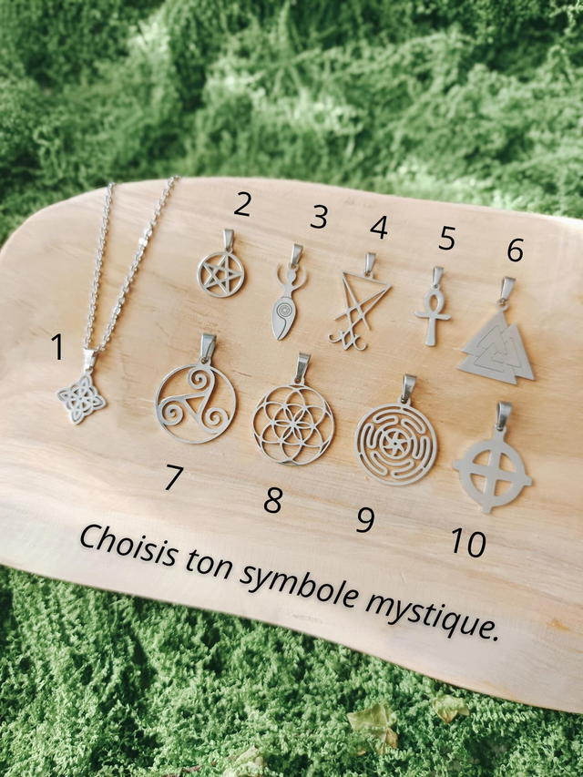 COLLIER - SYMBOLES MYSTIQUES 