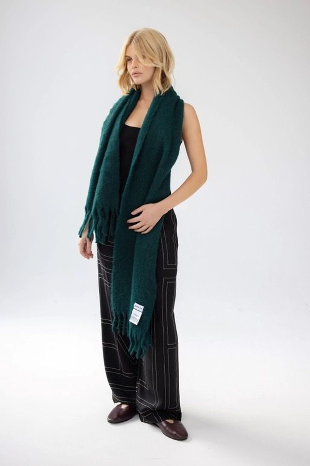 Arctic Fox Merino Wool Blend Scarf - Dark Forest Green