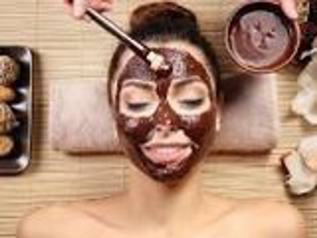 Soin visage Ô chocolat ou tentations sucrées + un massage du dos de 10min offert