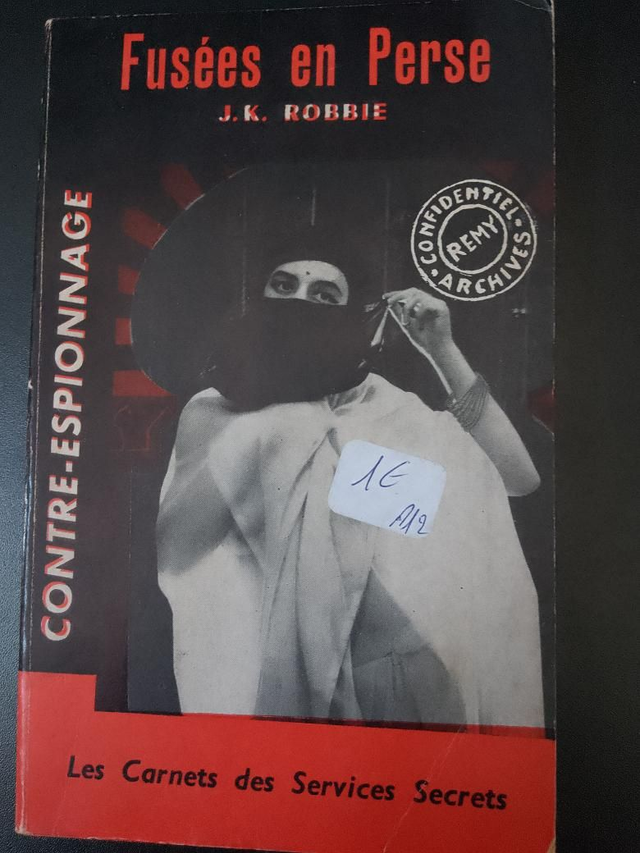 Fusées en Perse, J. K. Robbie