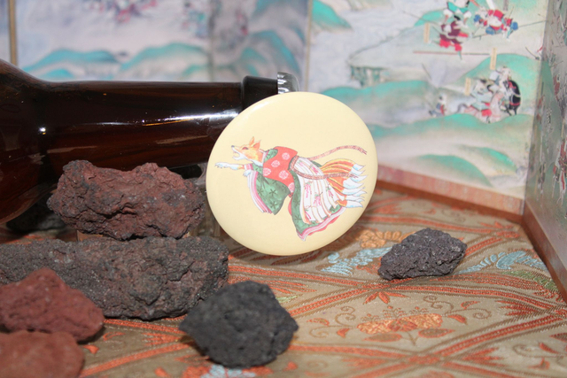 Décapsuleur magnétique  renarde à neuf queues