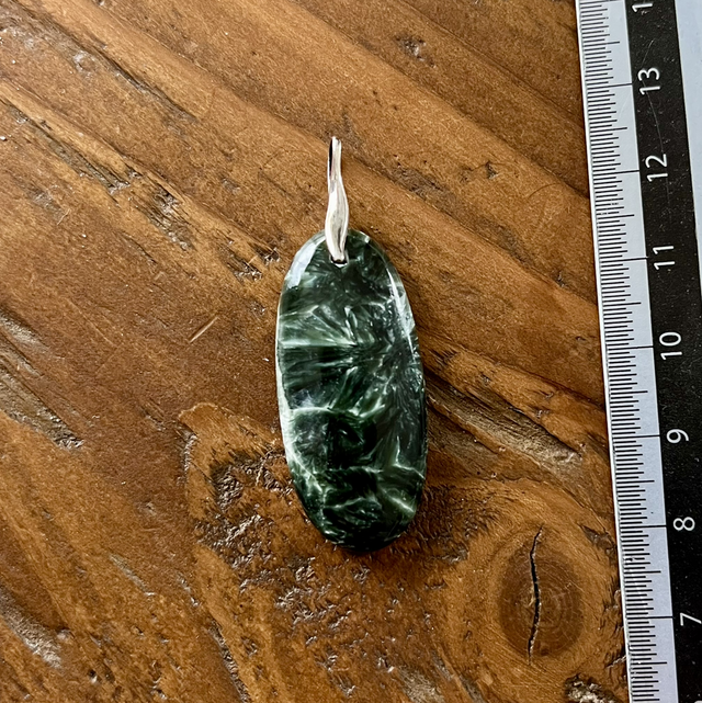 Pendentif en Séraphinite et bélière argent 