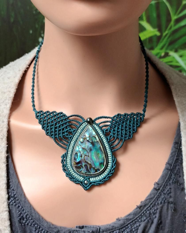 Collier en abalone shell