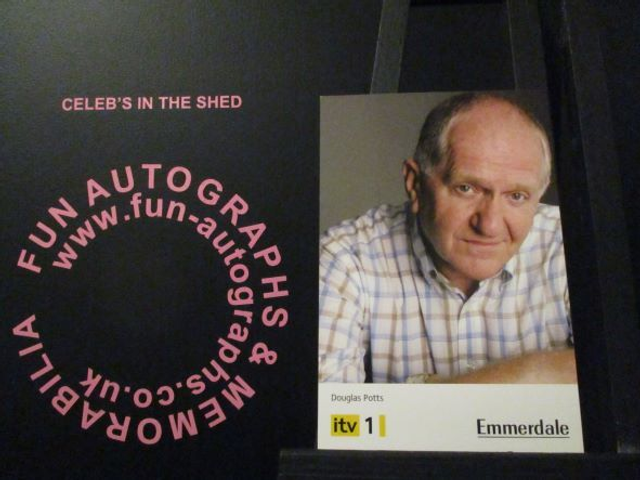 Duncan Preston (Douglas Potts) Original Yellow &amp; Black Itv1 Emmerdale Logo Cast Card