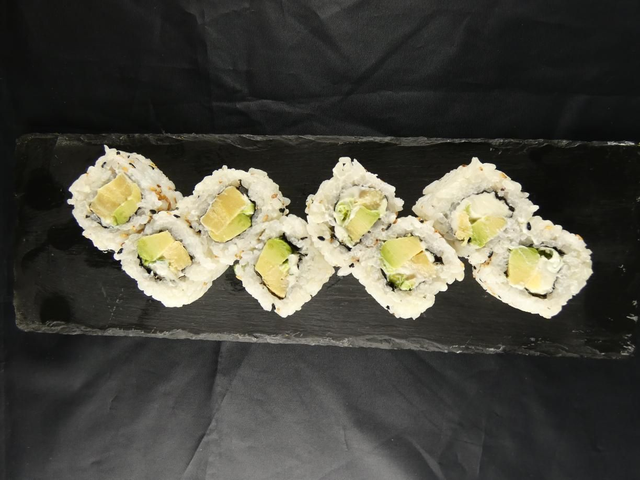 California Concombre , avocat , cheese   x8