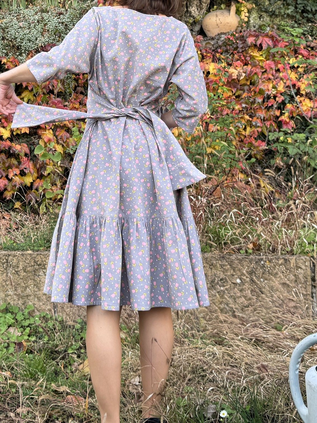 Robe Folkado velours gris fleuri