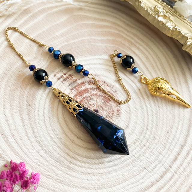 Pendule divinatoire gothique doré et bleu en obsidienne