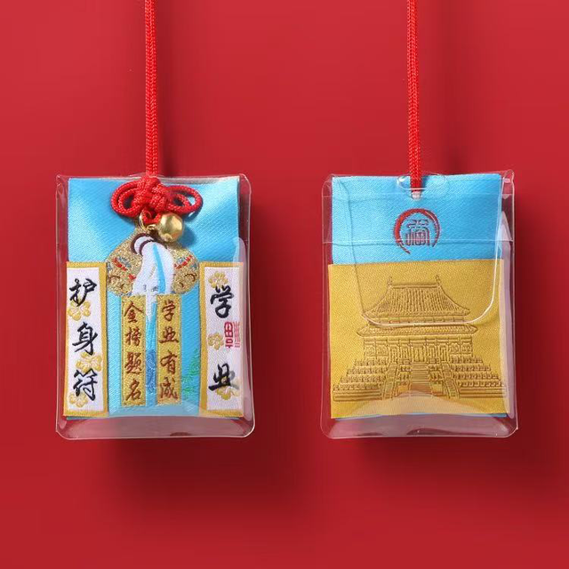 Talismans Porte-bonheur (boîte mystère)