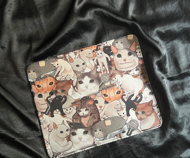 Alfombrilla gatos pequeña