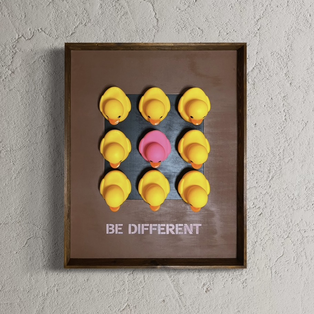 BE DIFFERENT (XL)