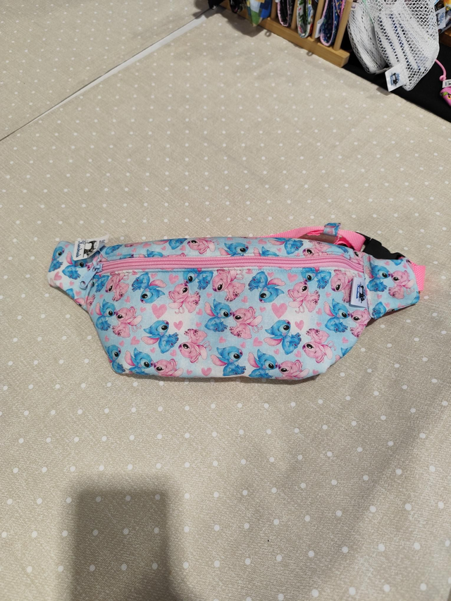Bolsa de cintura Stitch