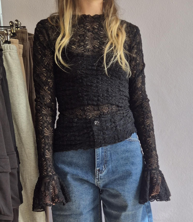 Asymmetric Hem Lace Top