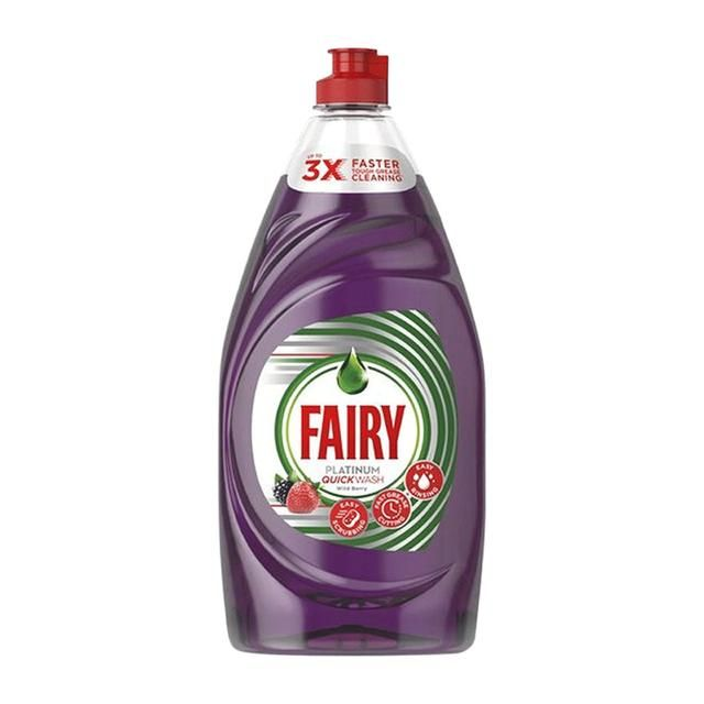 Fairy Platinum Quick Wash Wild Berry Liquid 820ml