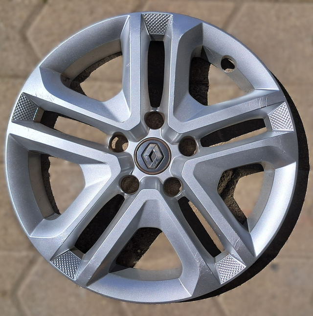 Enjoliveur Renault Megane IV/Talisman Modèle : Complea 16p Occasion 