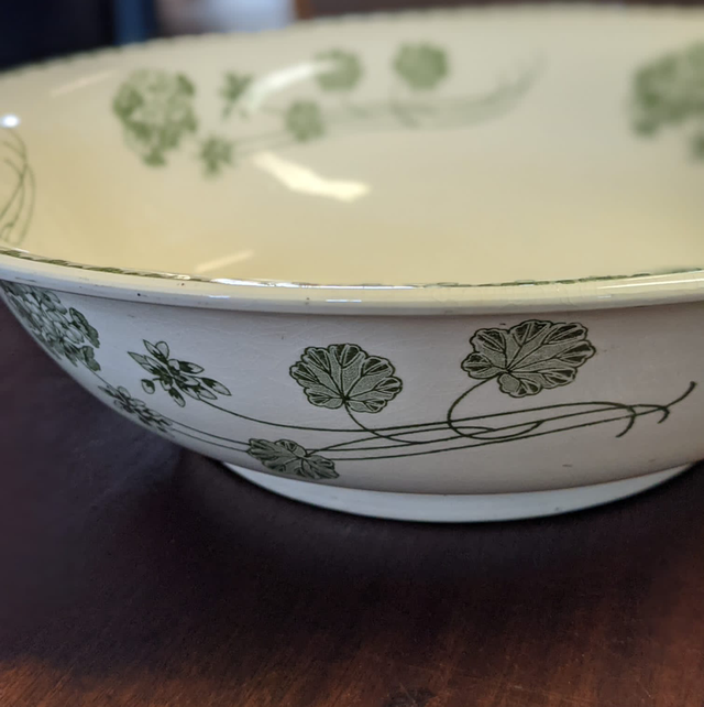 Plat creux Géranium de sarreguemines