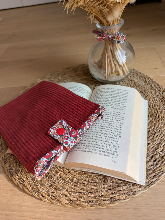 Pochette pour livre de poche