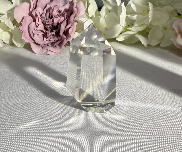 Blue needle clear quartz tower
