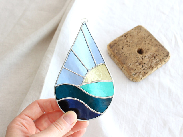 🌅 Suspension Lever de Soleil en vitrail