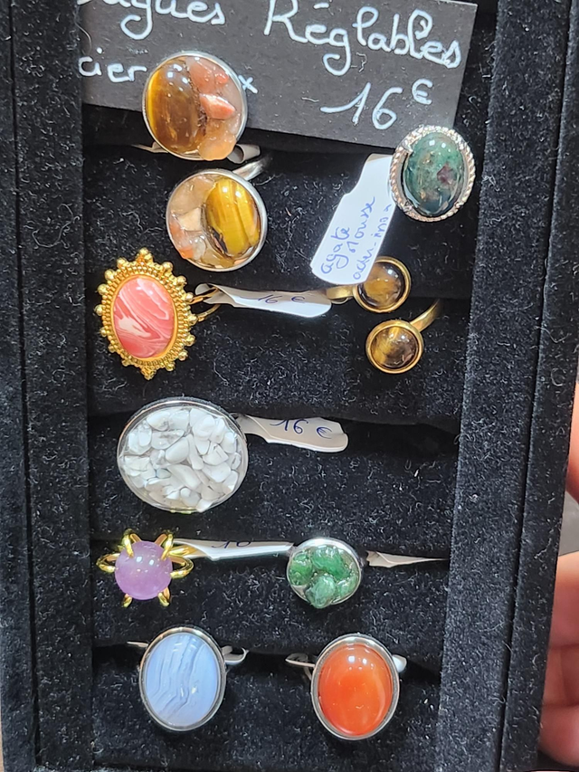 Bague réglable avec cabochon