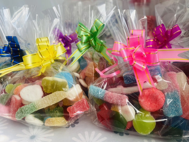Mixed ribbon party bags