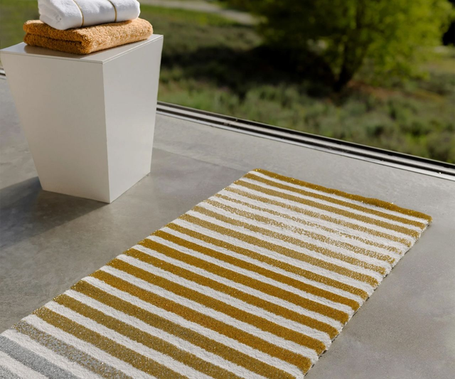 Abyss Habidecor Barns bath mat color 103