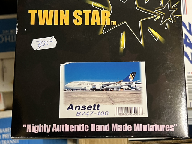1:400 Ansett B747-400 VH-ANA Twin Star (Dragon Wings)