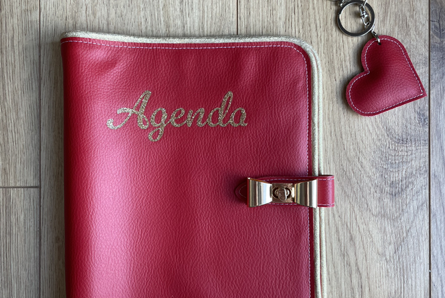 Agenda rechargeable (fermoir noeud)