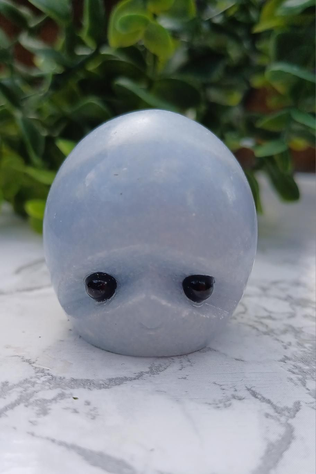 Crystal Critter Lunalei. Blue Calcite