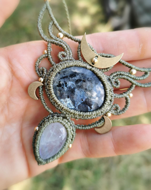Collier lunaire ~ Larvikite & Labradorite blanche