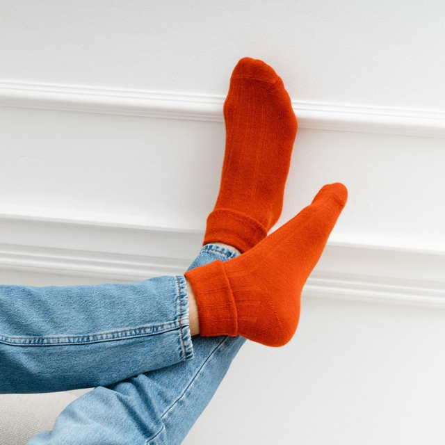 Strumpor 50 % alpacka - mjuka och värmande - orange