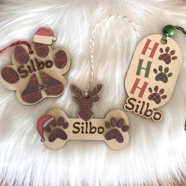 Décoration de Noël personnalisée chien – Ornement bois avec prénom 