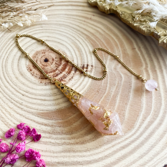 Grand pendule en quartz rose