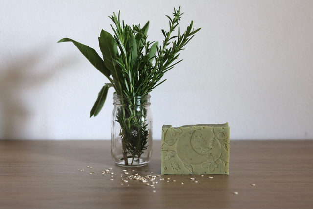 Shampoing/savon Véronique - Huile essentielle - 100gr