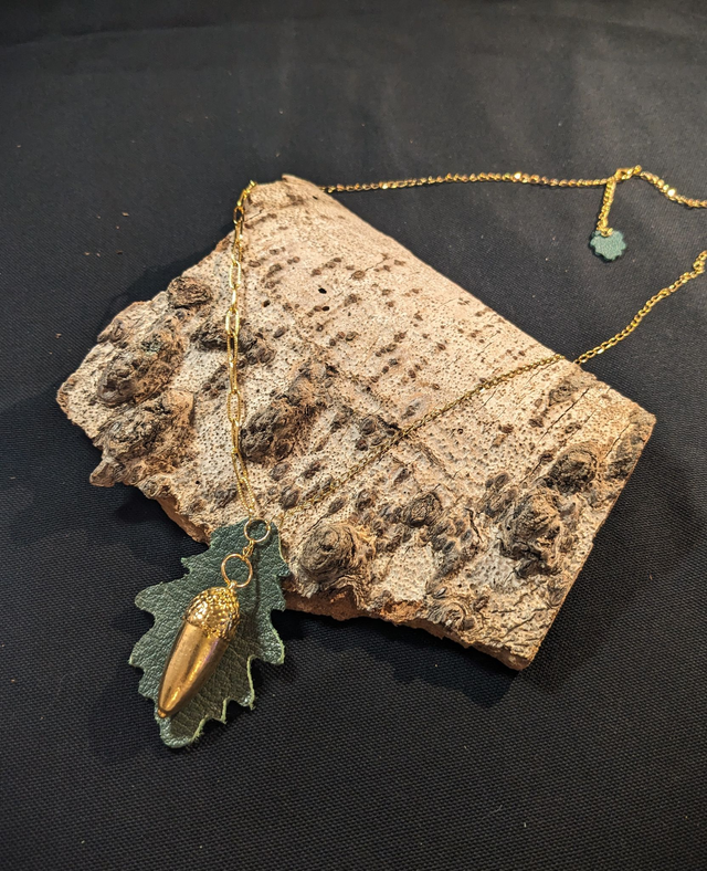 Aglan - Sautoir Gland Or 24k, Cuir