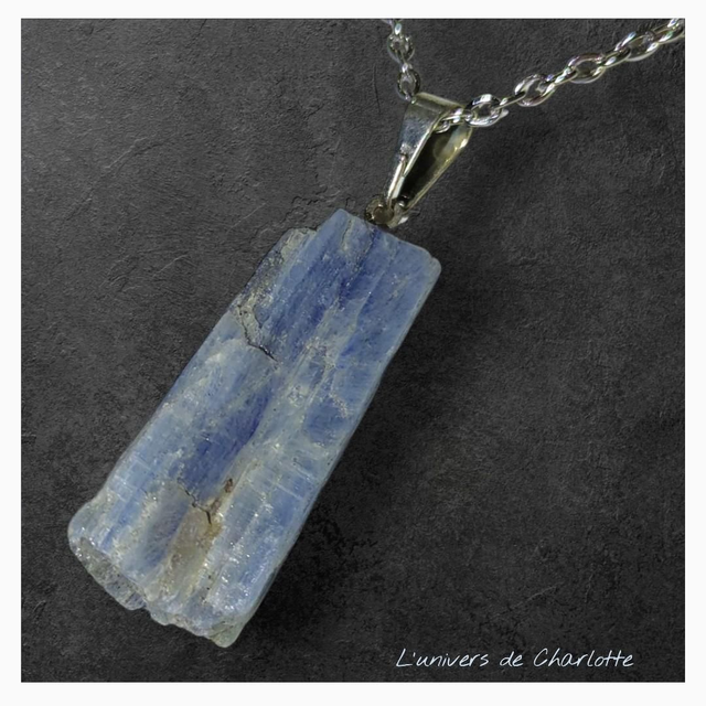 Pendentif "Cyanite" semi brut PN-508