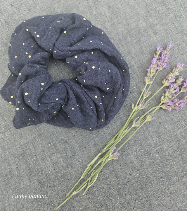 Chouchou bleu nuit et pois dorés 