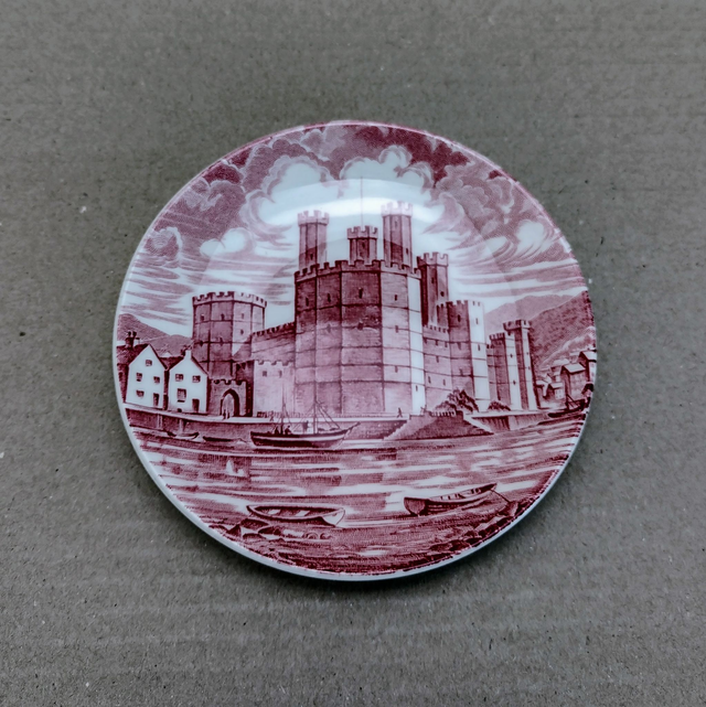 Enoch Wedgwood | Schaaltje (diameter 10,5 cm | hoogte 1,5 cm) ‘Royal Homes of Britain’ motief in roze kleur | Vintage