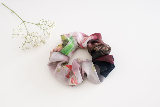 Scrunchie #032