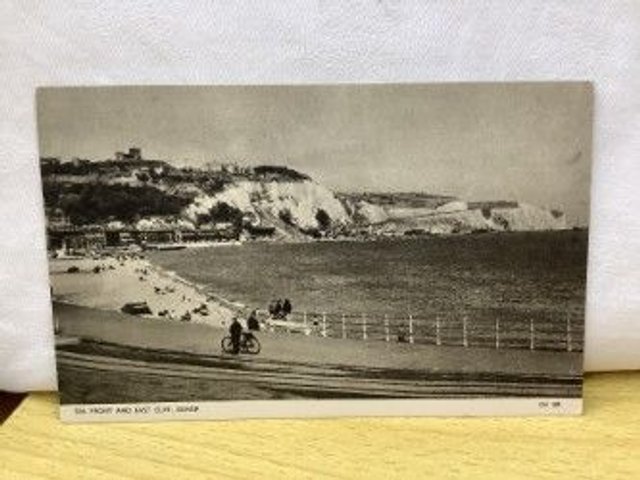 Dover, Sea Front and East Cliff, Kent, Jarrold &amp; Sons Ltd Postcard. Our Ref No. R332 £2.50