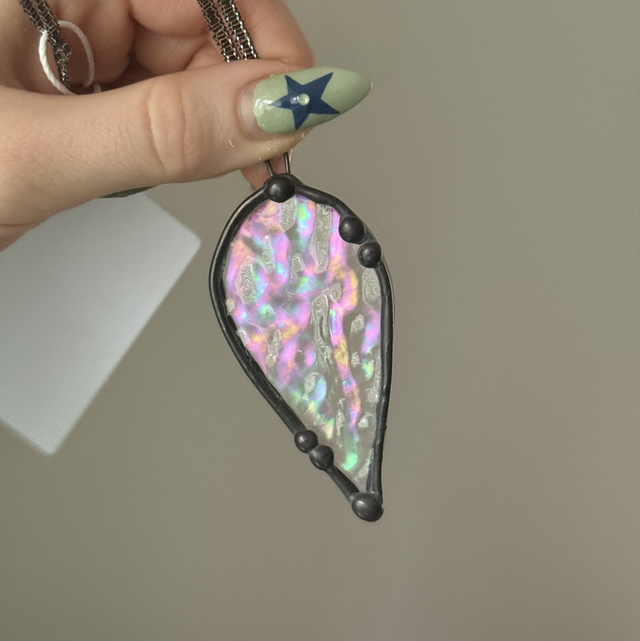 Iridescent decoration 