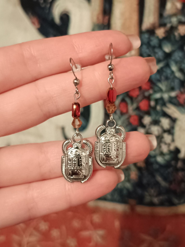 Boucles d'oreilles pendantes scarabée argent