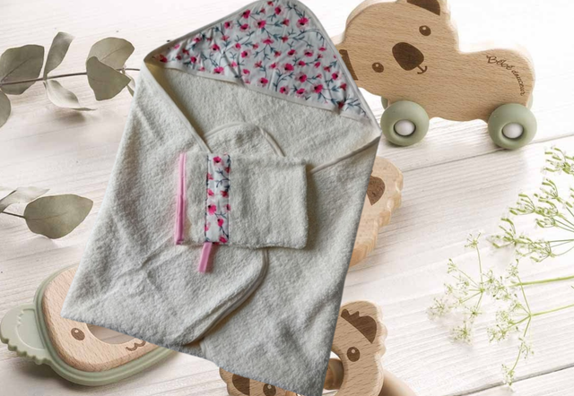 Cape de bain bébé divers coloris