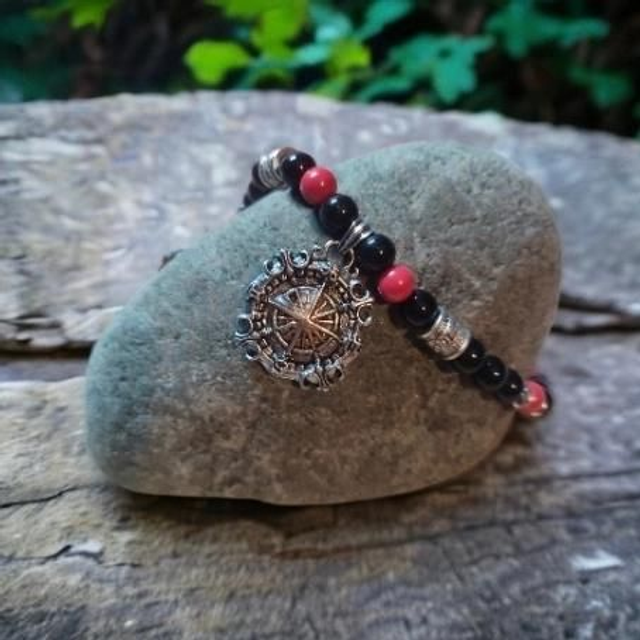 Collier Boussole Onyx , Cinabre 