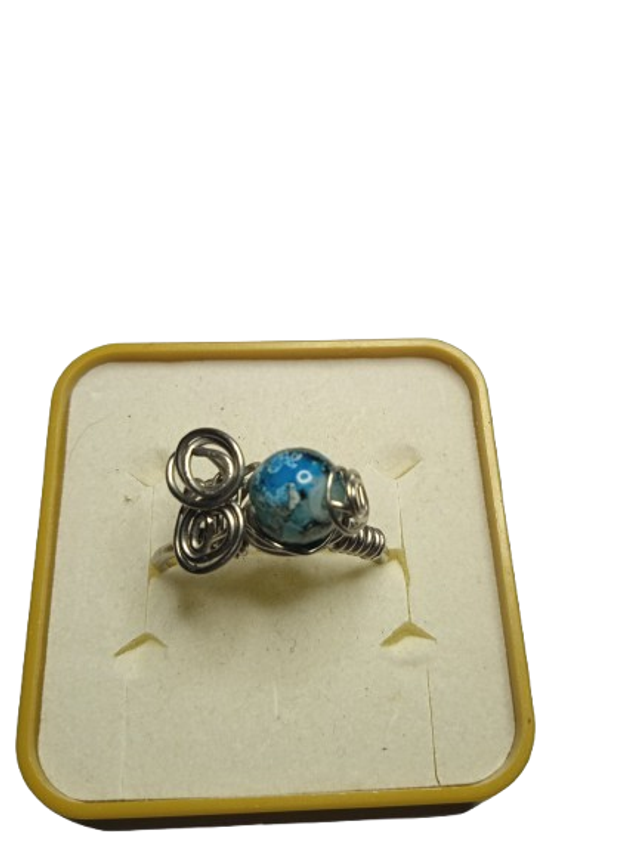 bague modèle unique n 04