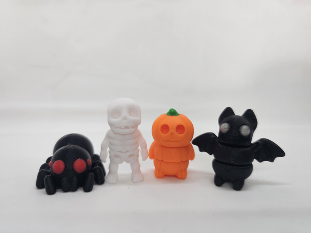 4 for £3.50 Halloween Dinkies